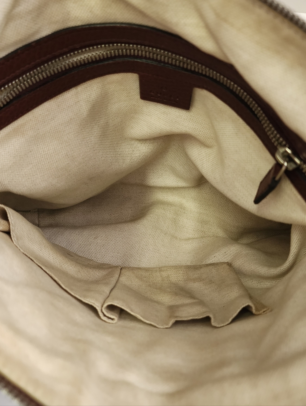 Authentic Leather Gucci Soho Interlocking GG Crossbody Bag With Digital COA - Picture 14 of 15